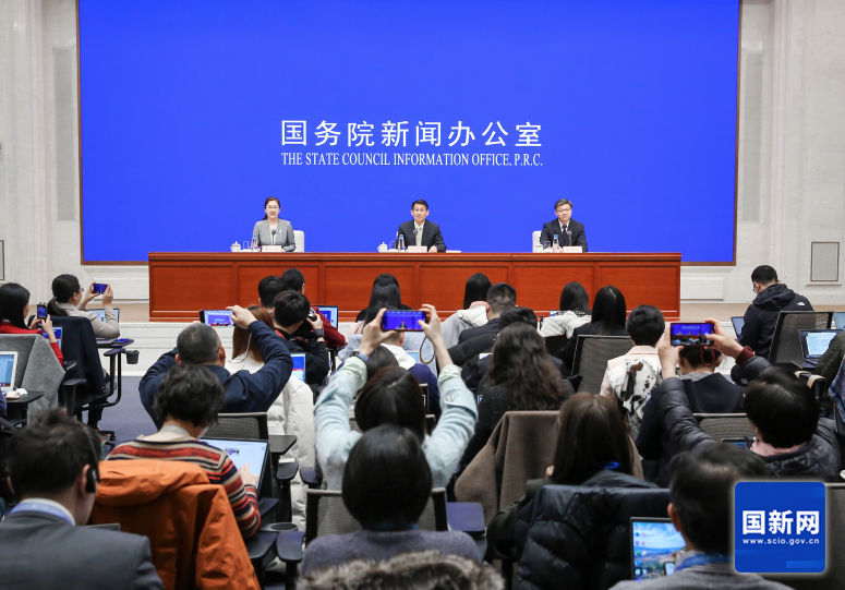 深化改革、民生为大  透过四个关键词读懂《政府工作报告》