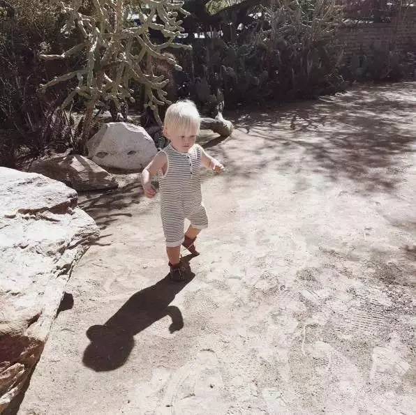 正确的晒娃方式 赶快时尚起来