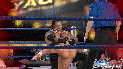 PSP《美国职业摔角联盟 2009》欧版下载