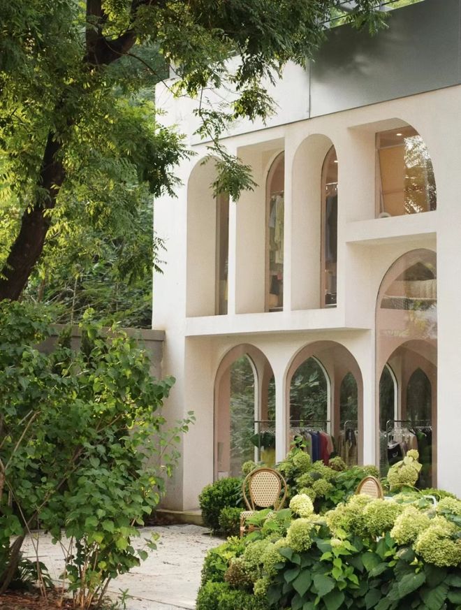 别再找代购了！北京这些精致与潮流并存的买手店，真的好逛！