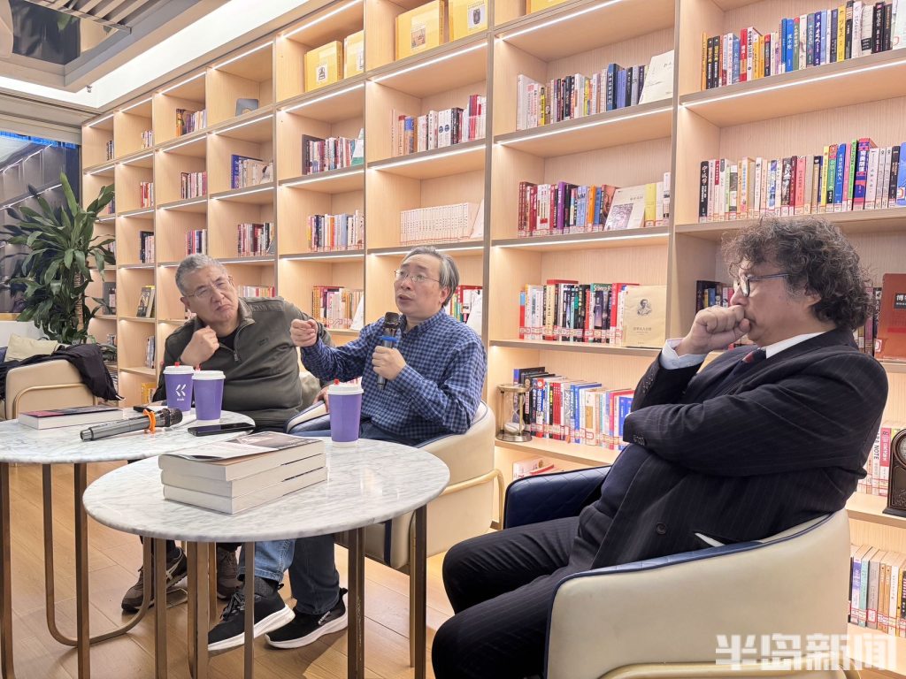 心怀家国的永恒回响！半岛读书会举办“杨振宁与西南联大”主题分享会