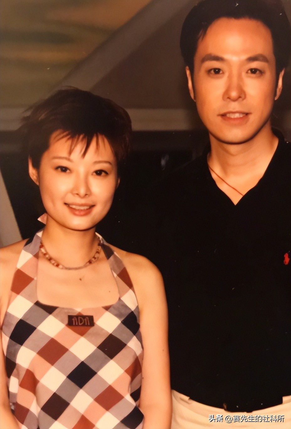 炮轰节目组，爆料明星黑料，口无遮拦的袁立是耿直还是“疯”？