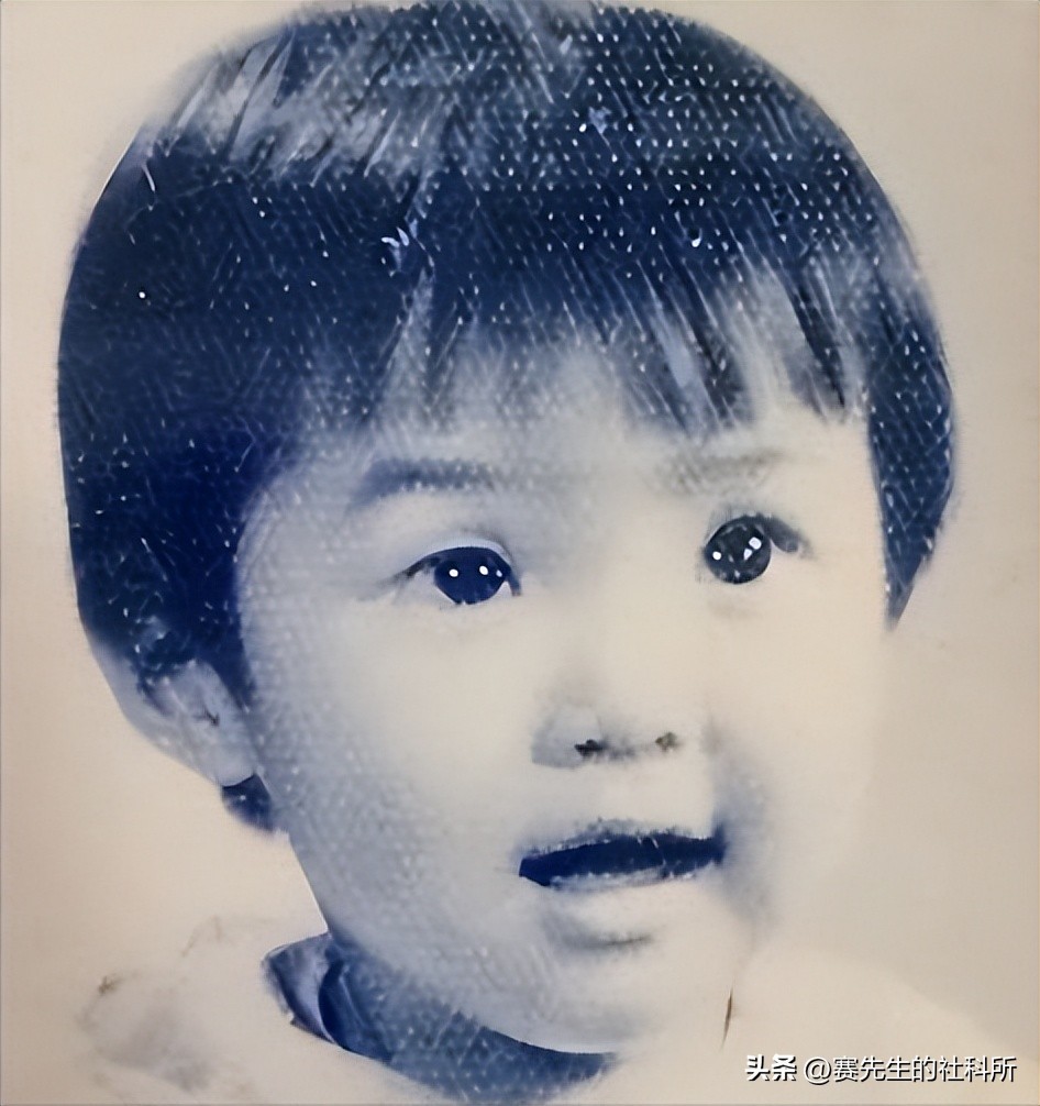 炮轰节目组，爆料明星黑料，口无遮拦的袁立是耿直还是“疯”？