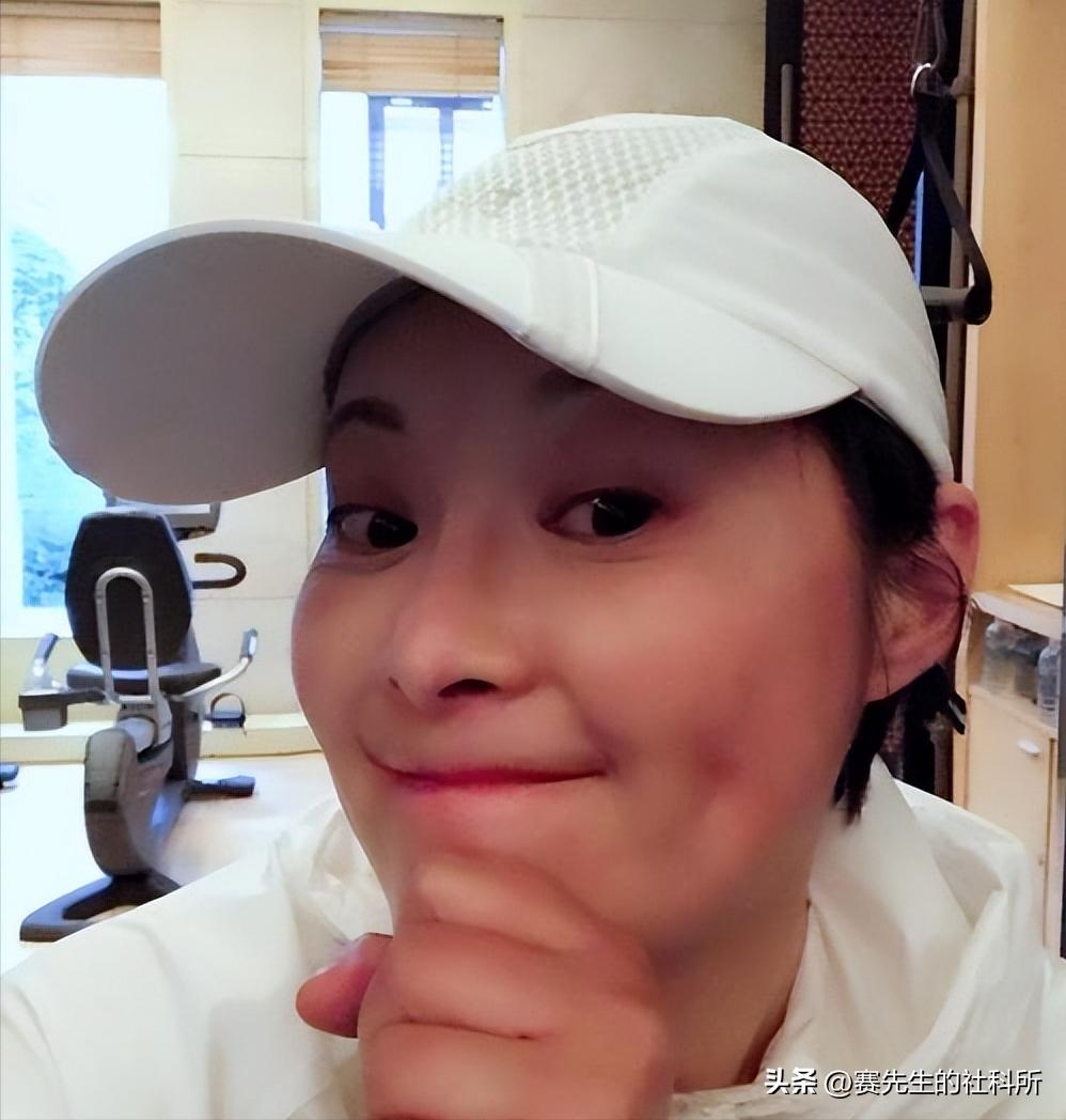 炮轰节目组，爆料明星黑料，口无遮拦的袁立是耿直还是“疯”？