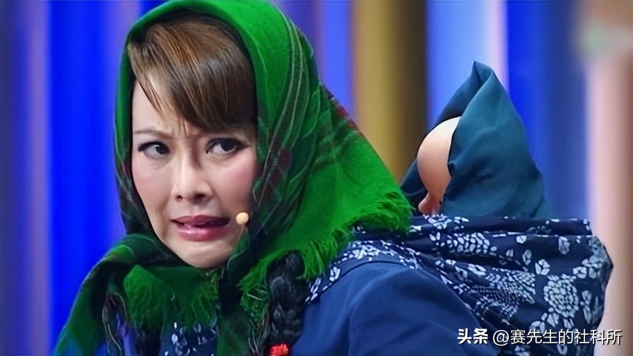 炮轰节目组，爆料明星黑料，口无遮拦的袁立是耿直还是“疯”？