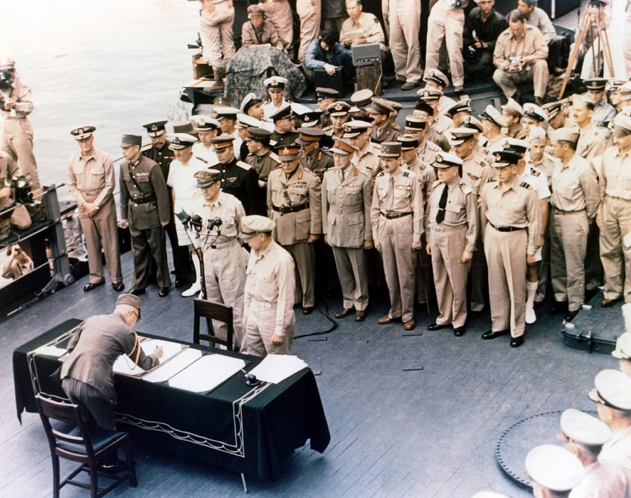 忽略与扭曲：二战的中国战场为何被西方选择性遗忘？