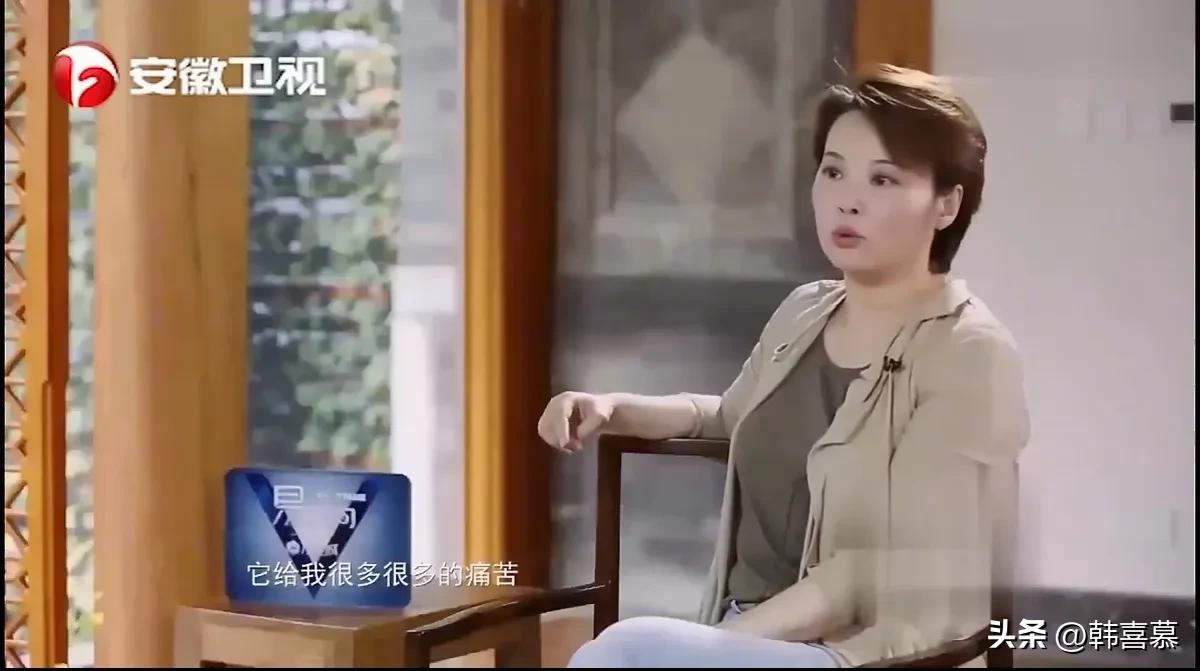 53岁袁立近况，年轻十岁，不生孩子国外冻卵，三婚两离，活的自我