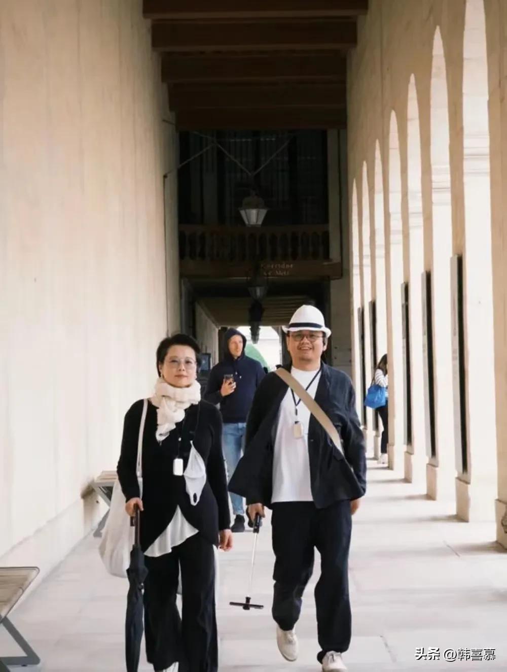 53岁袁立近况，年轻十岁，不生孩子国外冻卵，三婚两离，活的自我