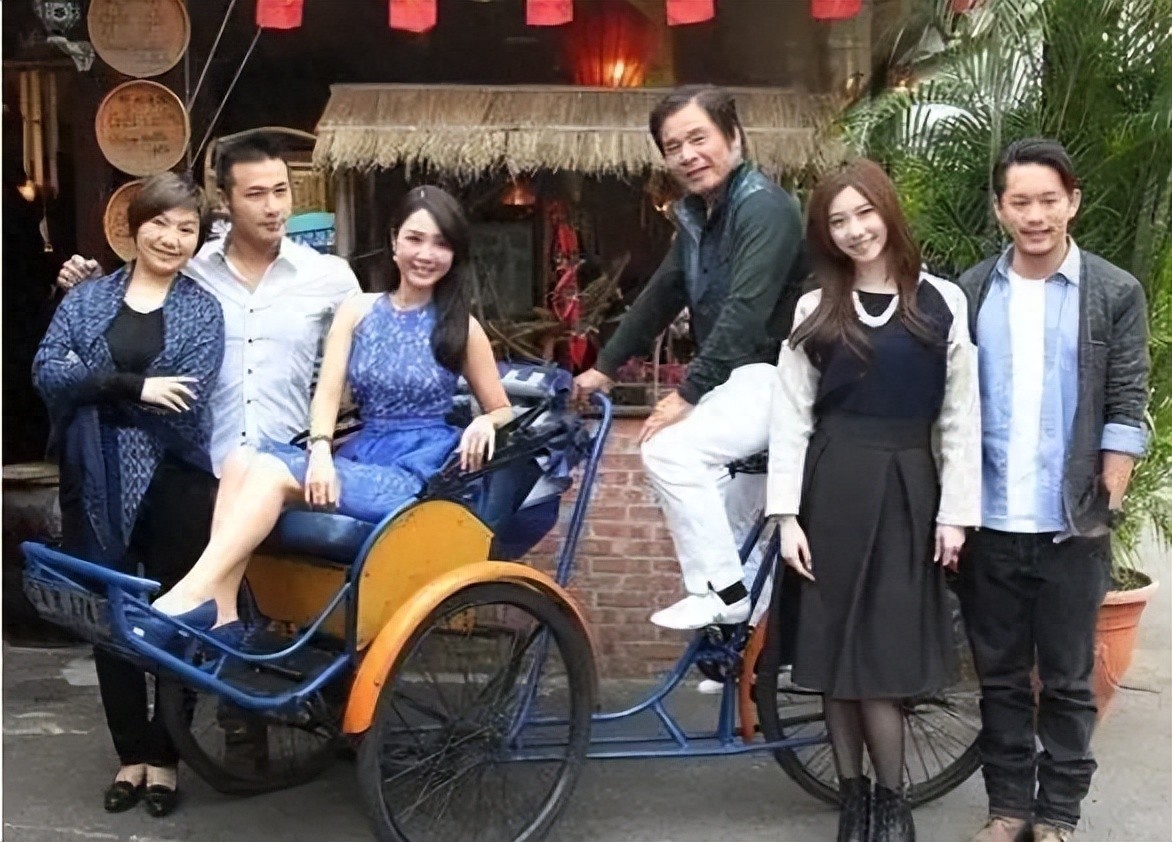 雷洪：六房太太月花42万的日子崩了，71岁却为一碗热汤还清千万债