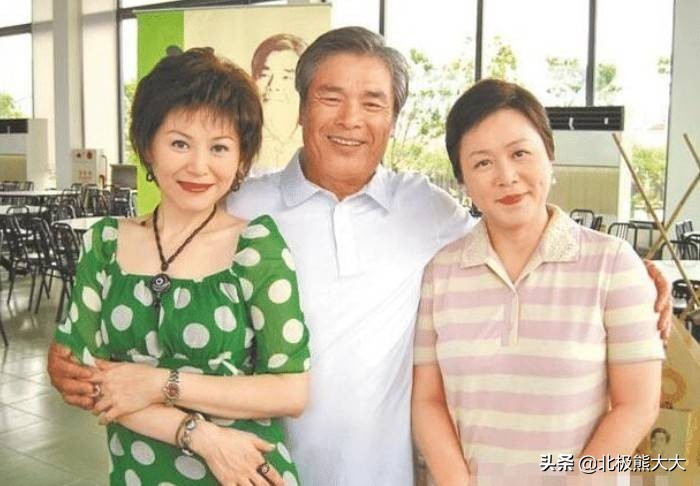 “现实版韦小宝”雷洪：二妻五妾，71岁时娶小20岁红颜知己做七房