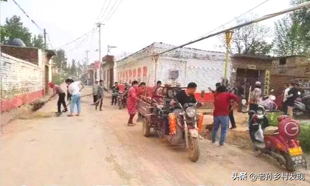 无心插柳柳成荫：女大学生“意外”当选村官的故事