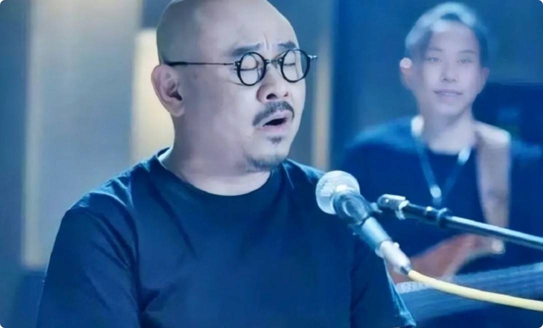 2024央视春晚进入彩排阶段，多位明星亮相，主持人该如何选择？