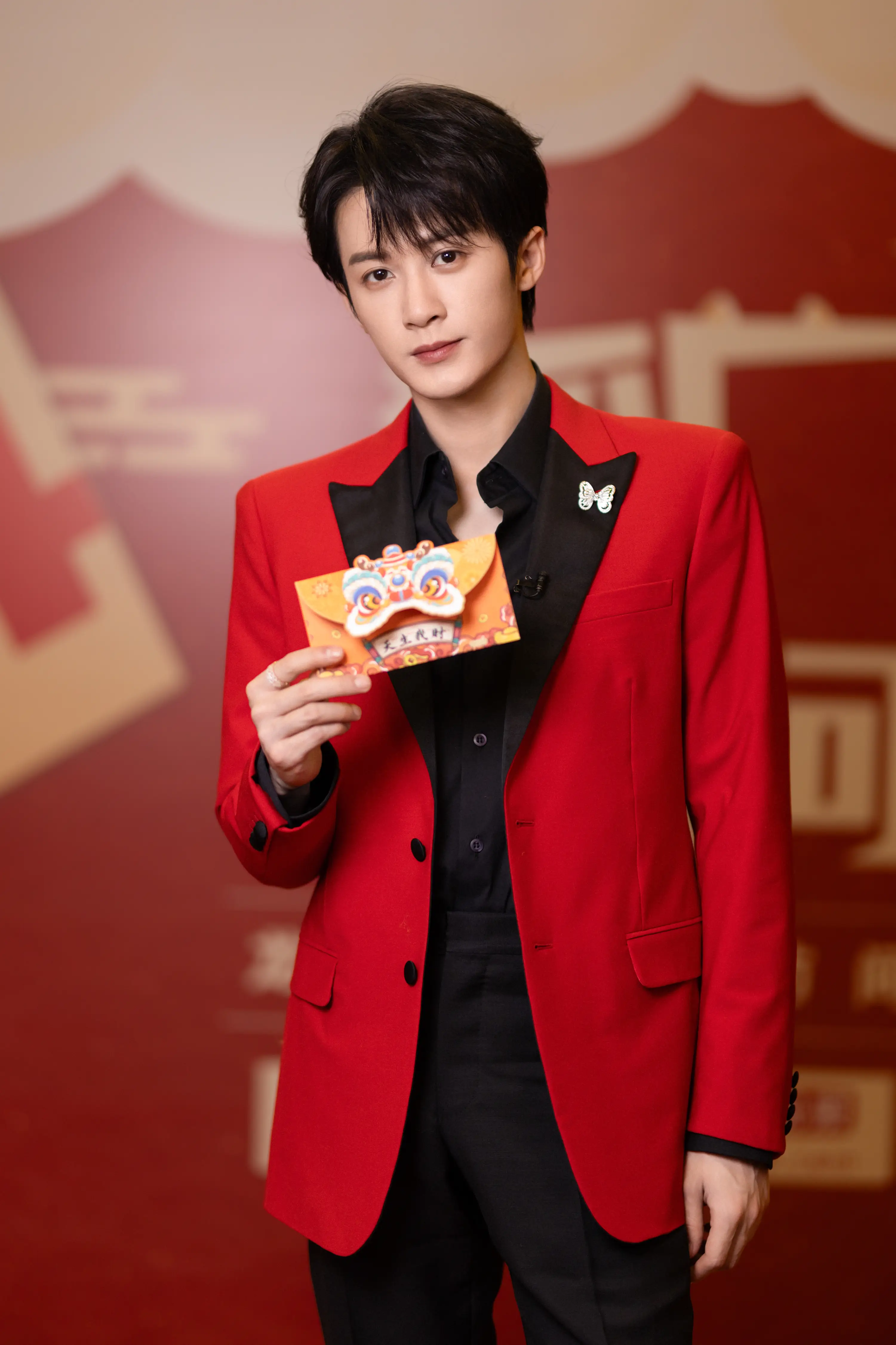 狐厂大拷问｜檀健次连续两年收到央视春晚邀约 透露《长相思2》即将播出