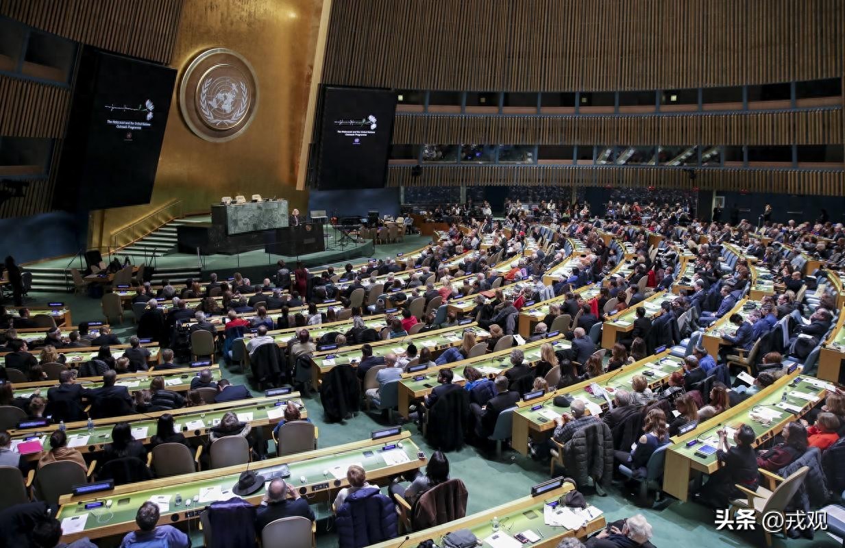 2026开局就搞事！AI颠覆生活，美欧为小岛掐架不留情面