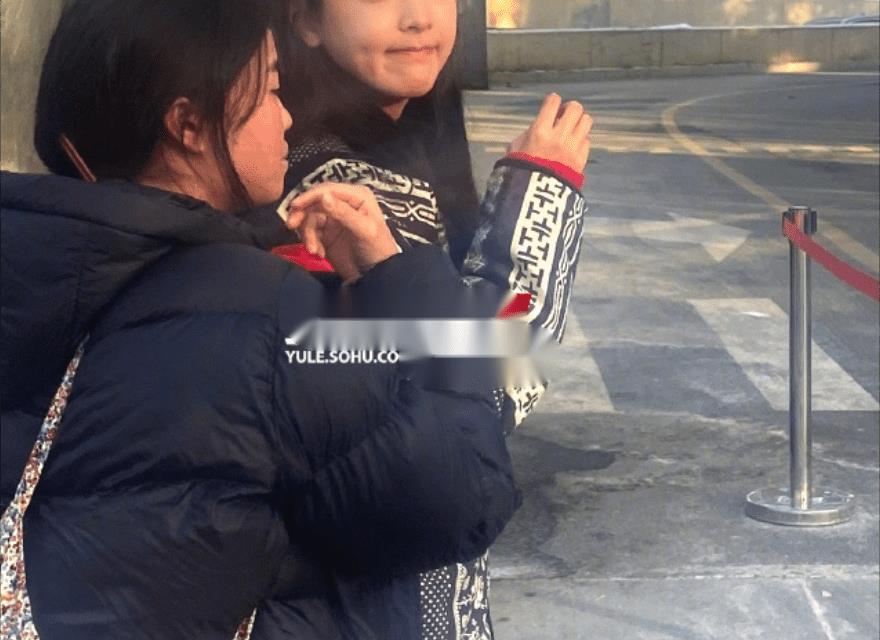 原创2024央视春晚进入彩排阶段，多位明星亮相，主持人该如何选择？