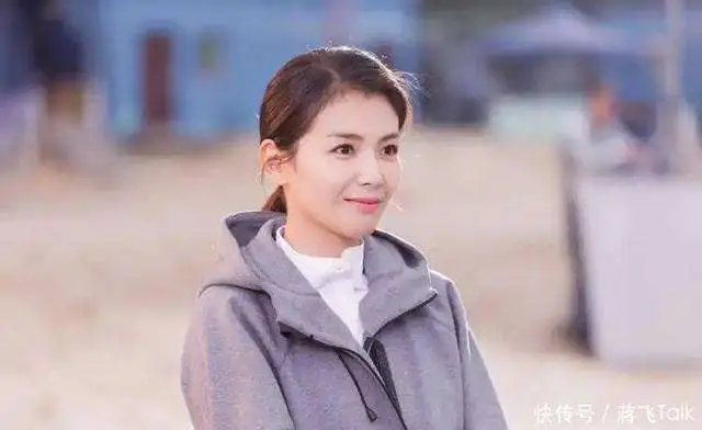 大难临头各自飞？为丈夫还清4亿债务的刘涛，已走上了另一条大道