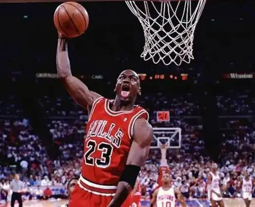 “只要我想，48分钟都可以不休息”，细数NBA历史5大体力怪