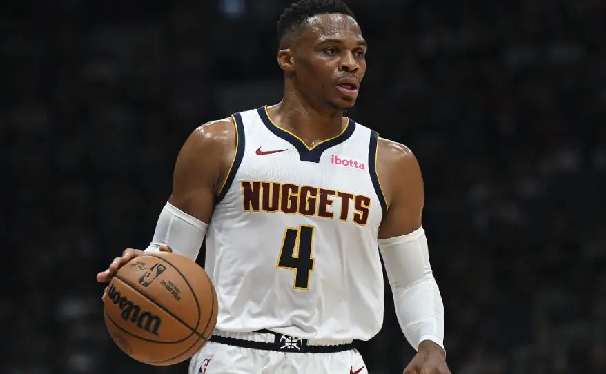 只要我愿意，每场都能打满48分钟不休息：NBA五位“体力怪兽”极限挑战