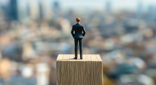 涉案200亿！浙商大佬俞发祥轰然倒下，百亿商业帝国摇摇欲坠