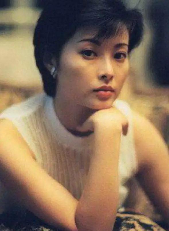 在娱乐圈“口无遮拦”的袁立：终于活成了她想要的样子