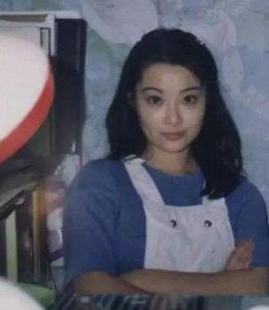 任性辜负相恋12年男友后，2次闪婚闪离的袁立，今又爆新情况