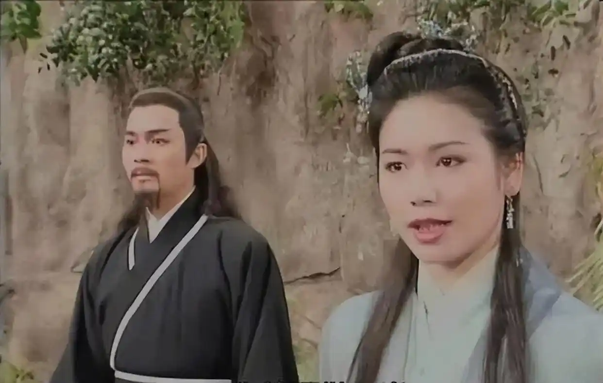 神雕中小龙女武功盖世，在遭遇尹志平时，为何一块布都吹不掉？