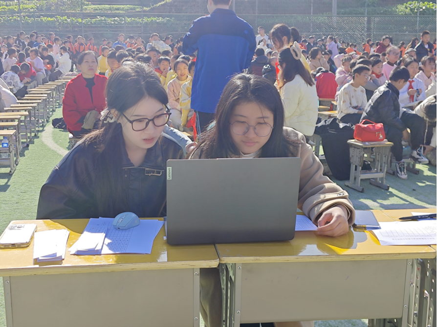 “书香润心灵，朗诵展风采”——良田小学集体朗诵比赛圆满落幕