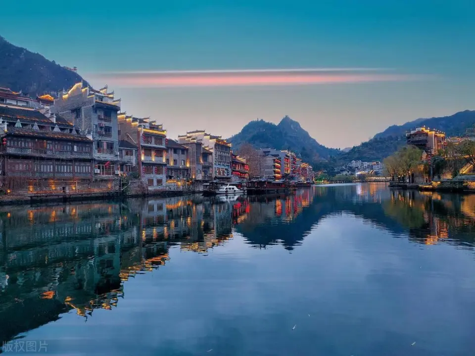 贵州旅游必去的15个景区，去过一半已经此生无憾，你去过了几个