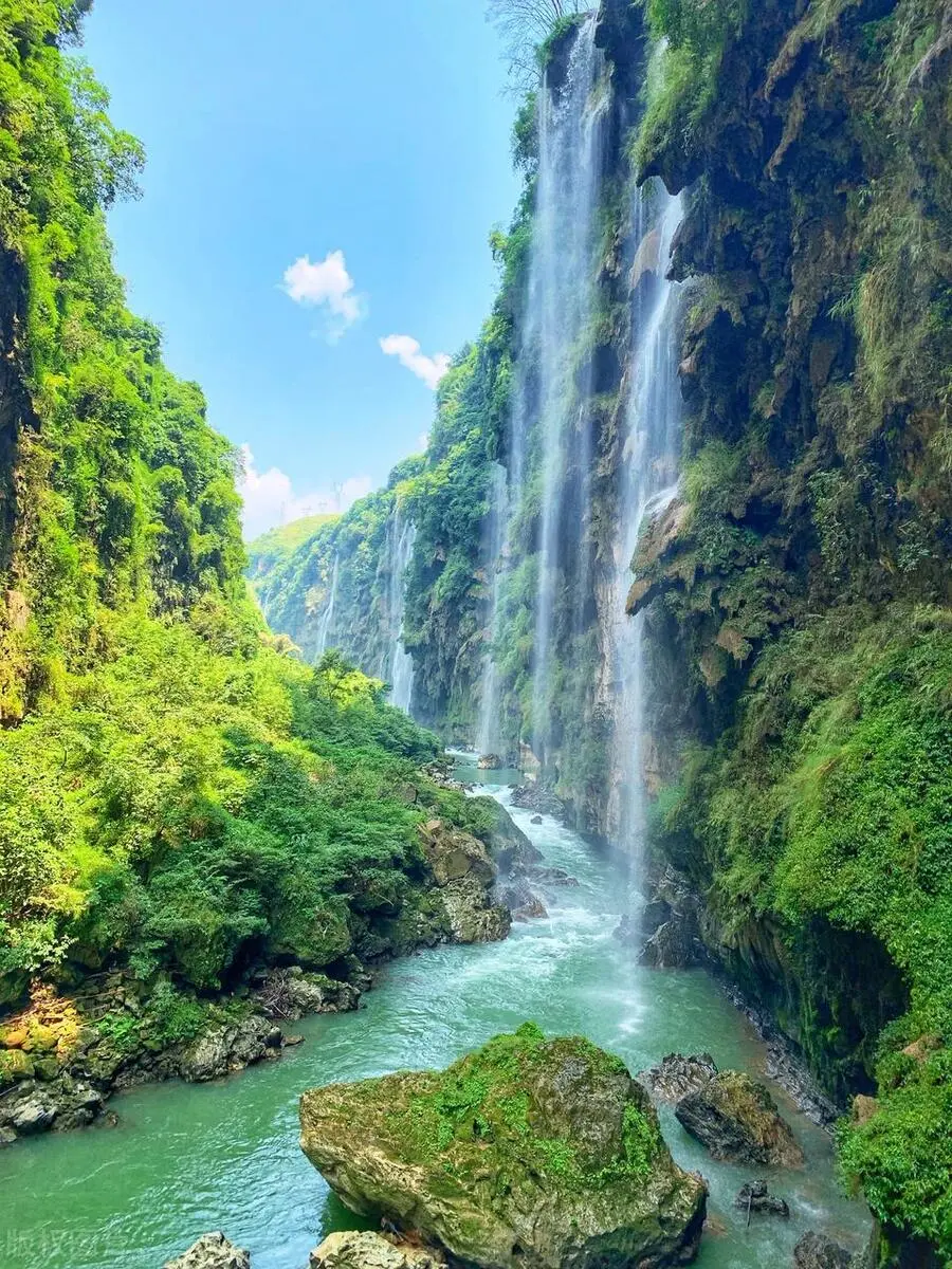 贵州旅游必去的15个景区，去过一半已经此生无憾，你去过了几个