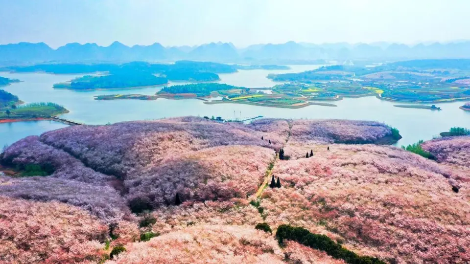 贵州旅游必去的15个景区，去过一半已经此生无憾，你去过了几个