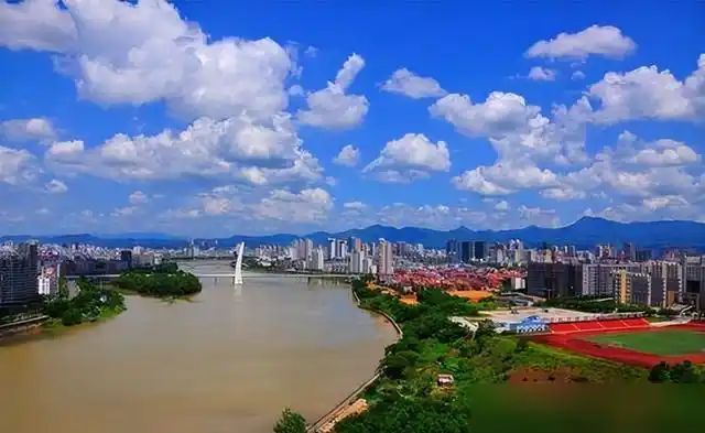 1-6月江西11市实力排名新鲜出炉：上饶194亿，赣州增速亮眼