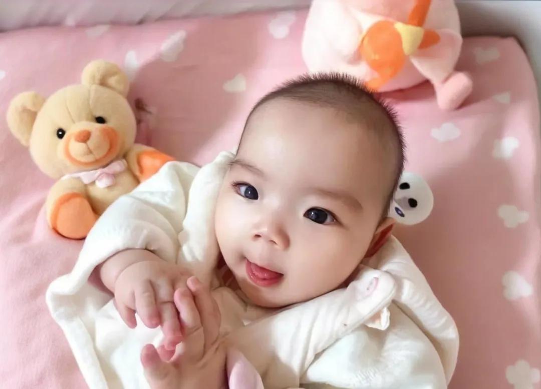 这6个信号，才是宝宝高智商的真表现，看看你家宝宝占了几条？