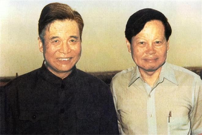 钱学森与杨振宁的差距在哪?很多人理解错了,答案在他们的归宿里