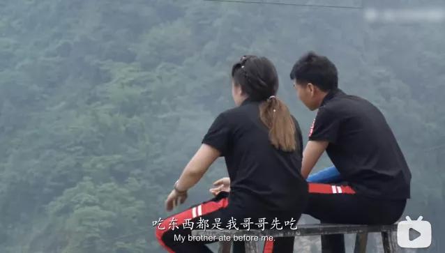 她1米58，却天天和9米6的卡车打交道