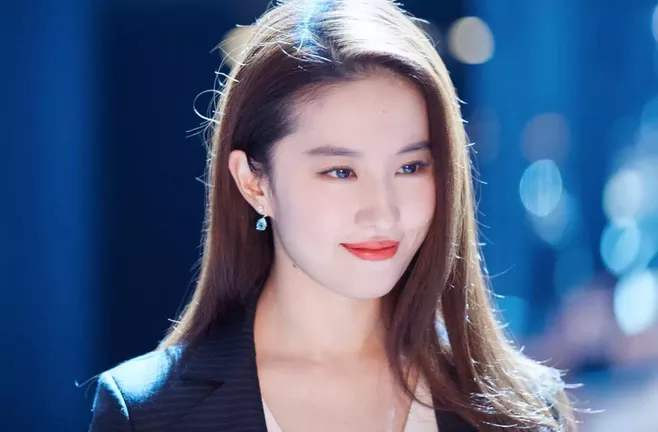 娱乐圈20位低调“富二代”继承家产就一辈子衣食无忧,鸟叔上榜