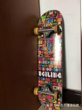 新手入门滑板需要知道的那些事（从买板到上街）