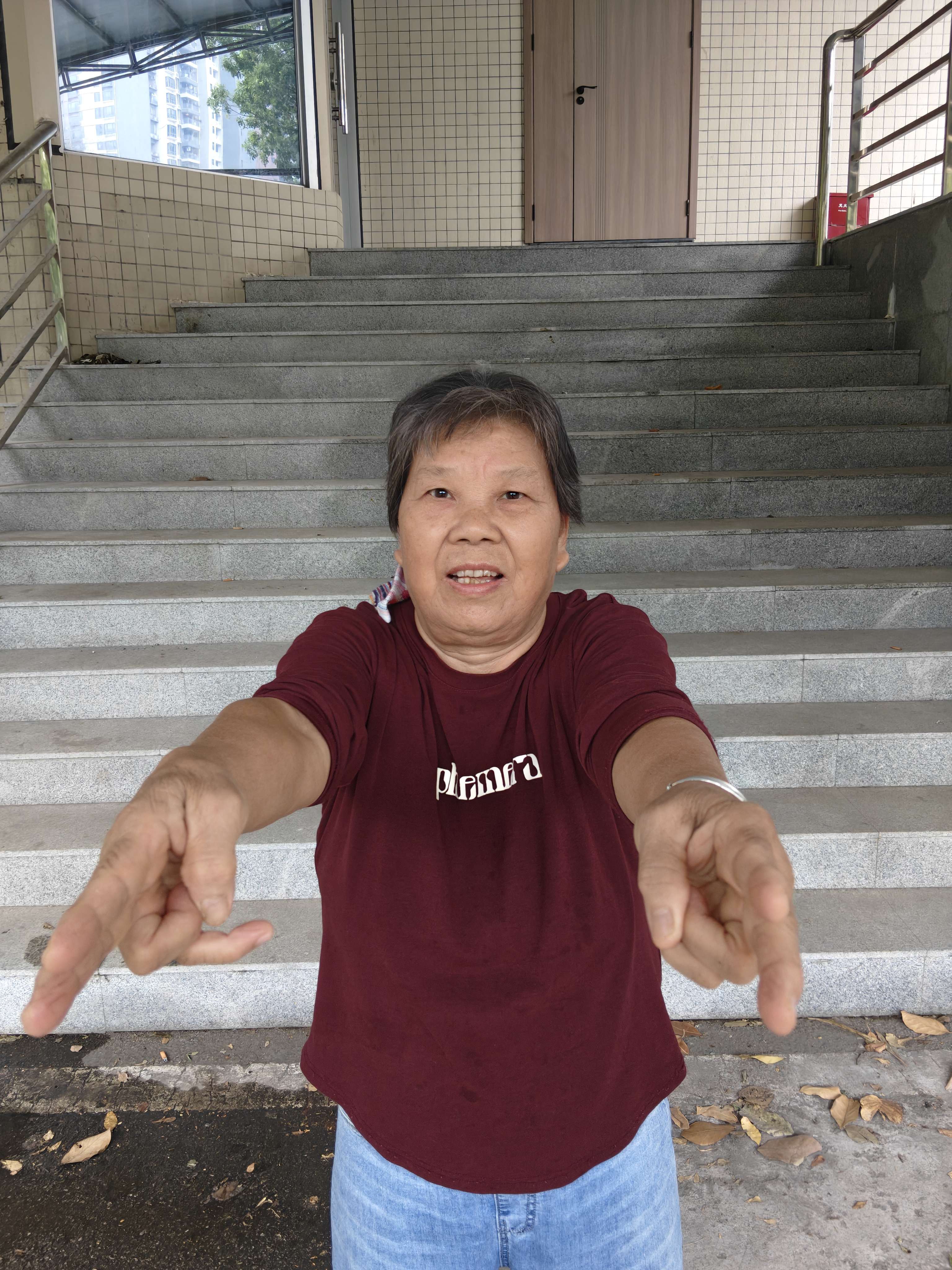 人生征途，善念领航，福泽相伴，现代新闻视角下心灵之旅