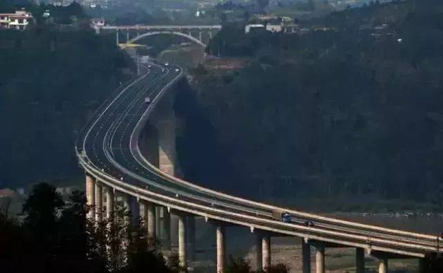 好消息!犍为绕城公路全线贯通!未来发展要上天了!