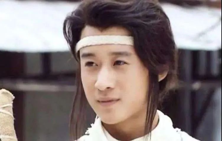 9年29部作品,被第七代导演点名“抢饭碗”,吴京的时代来了吗?