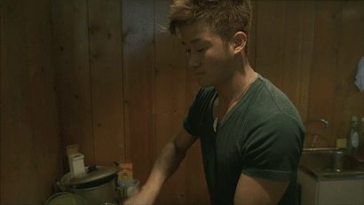 9年29部作品,被第七代导演点名“抢饭碗”,吴京的时代来了吗?