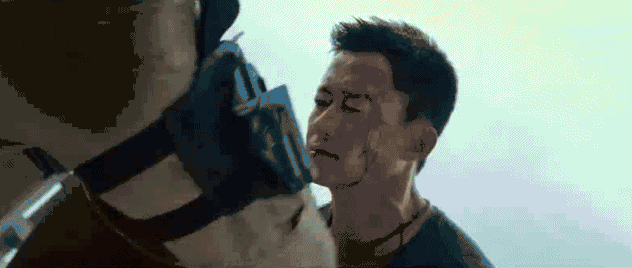 9年29部作品,被第七代导演点名“抢饭碗”,吴京的时代来了吗?