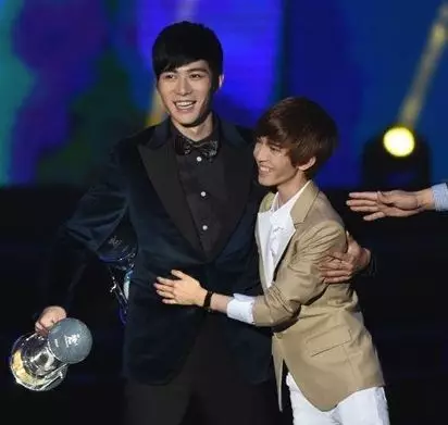 比朱梓骁肛裂、老板和金丝雀更劲爆的是郭敬明为陈学冬发过的毒誓