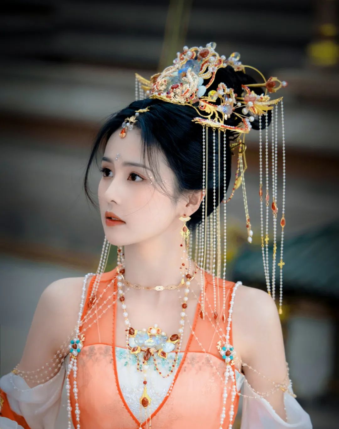 给近三年最火的10部国产剧排个名:《繁花》仅第8,第1名没有争议