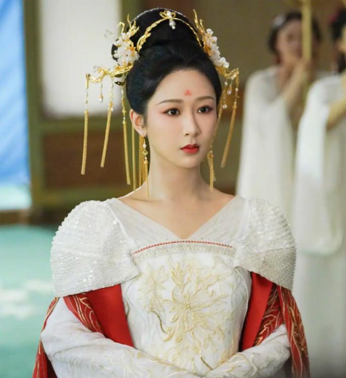 给近三年最火的10部国产剧排个名:《繁花》仅第8,第1名没有争议