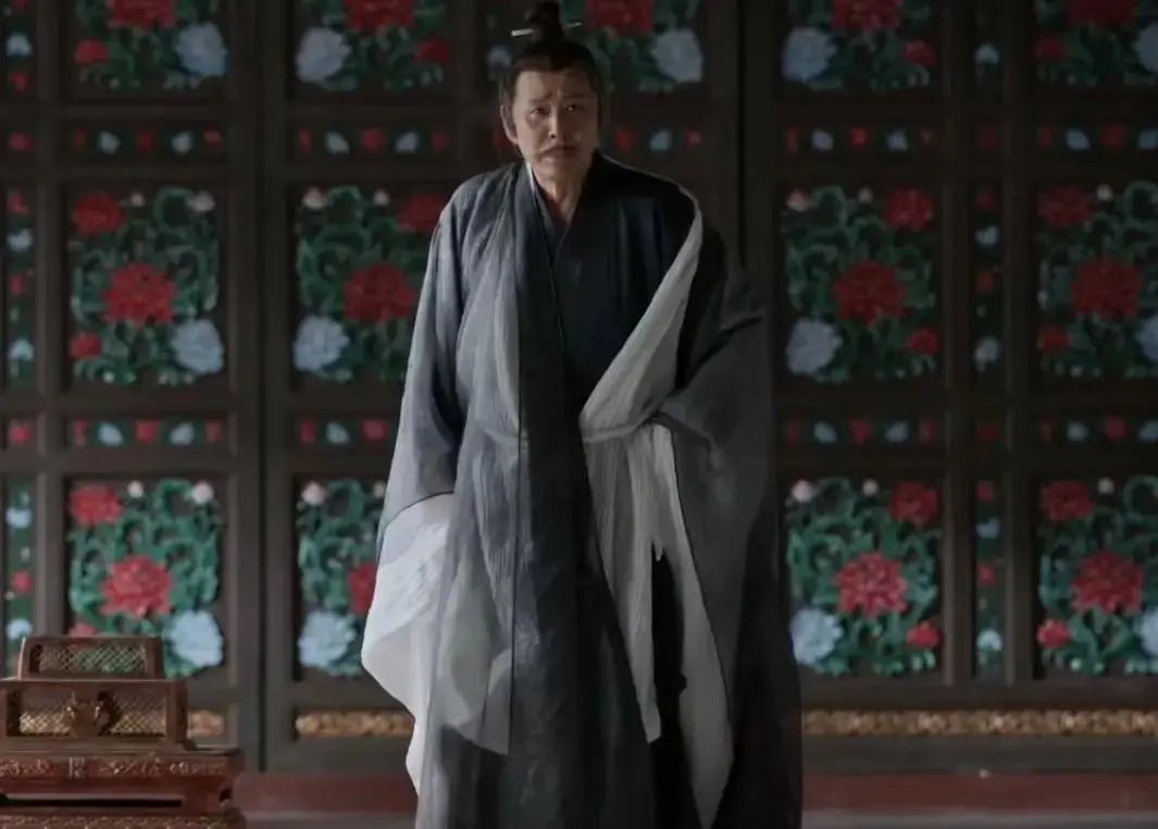 给近三年最火的10部国产剧排个名:《繁花》仅第8,第1名没有争议