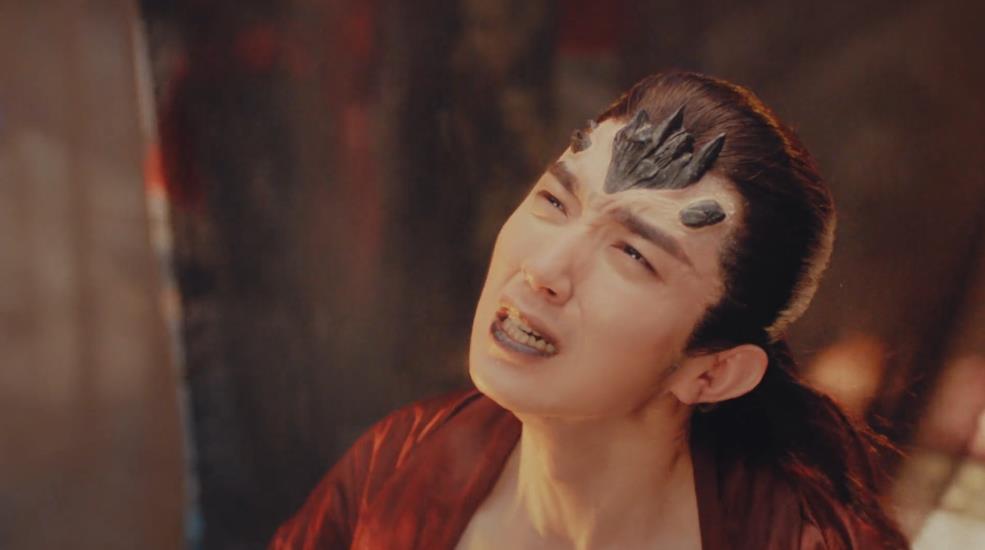 看了10分钟“倩女幽魂”大电影，我如鲠在喉，如芒刺背，如坐针毡