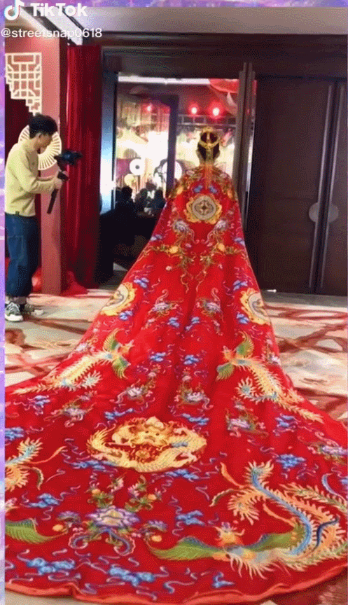 中式婚礼火遍全球!华丽梦幻有排面,国外网友:我也想整一个