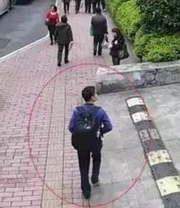 双肩包内藏伪基站可边逛边发诈骗短信,武汉1月内18人遭骗