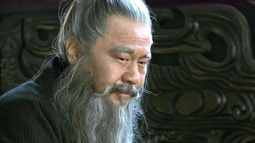 同样是演“曹操”,陈建斌和鲍国安放在一起看,差距就出来了