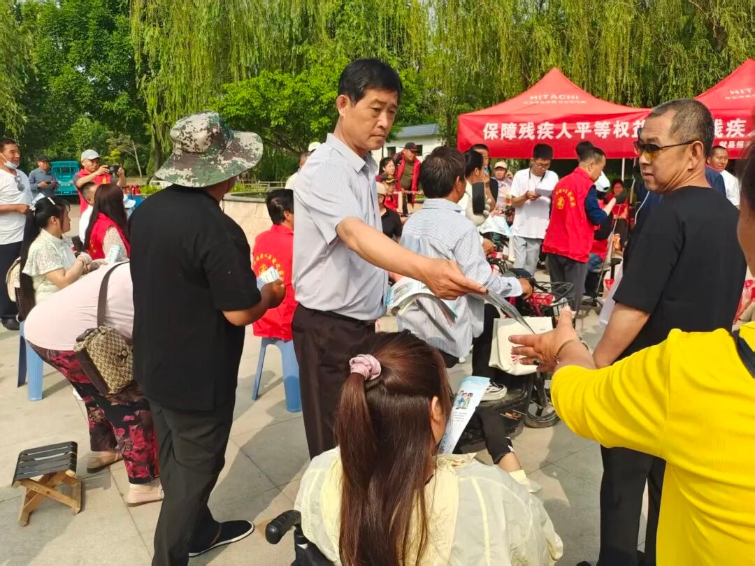 【乡镇和部门工作动态】情暖助残日 同心促融合——献县残联举办2026年全国助残日活动